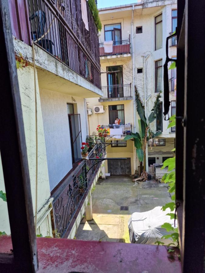 Apartment In Batoumi Extérieur photo
